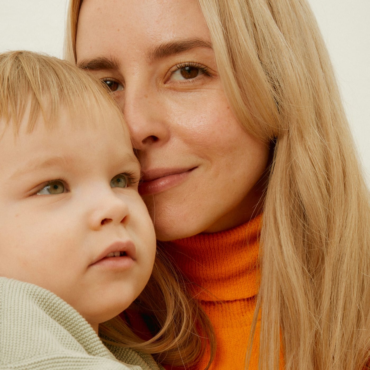 A mom and her toddler after having their LA therapist help them find. kindergarten.