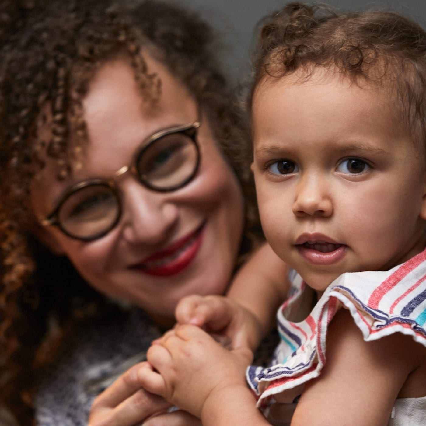 A mom and her daughter at a therapy session in LA, this scene reflects the importance of therapy.