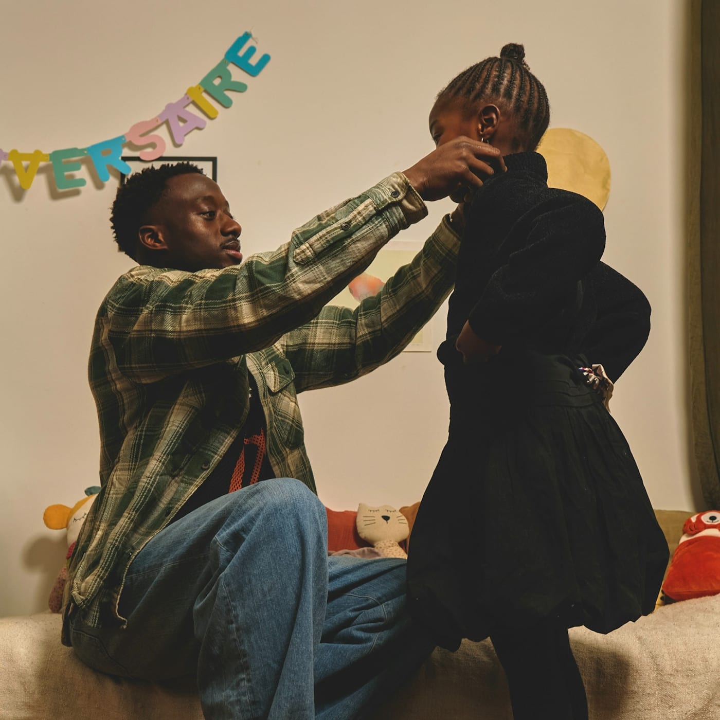 A father gets his daughter ready for Child Therapy in Los Angeles