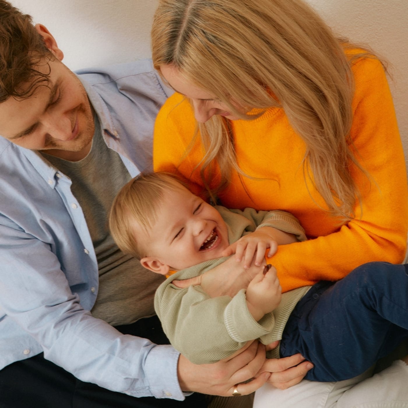 A parent helping their child with anxiety, by using the brain-body method. They learned this parenting approach from Child Therapy Center LA.