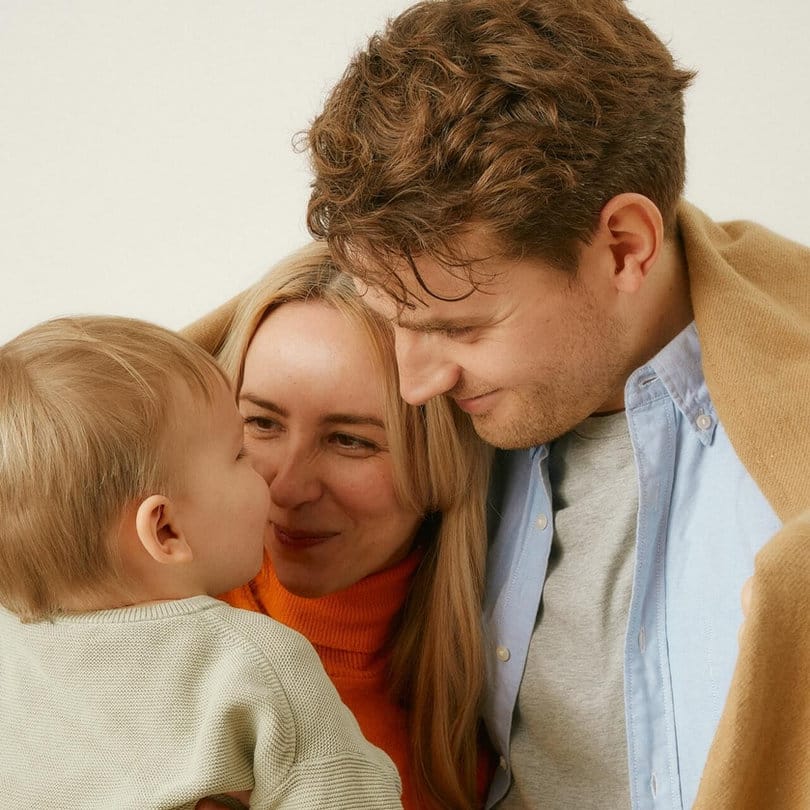 The best child therapy practice in Los Angeles helps families connect